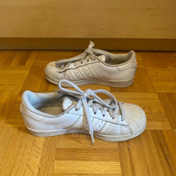 ADIDAS ORIGINALS WHITE SUPERSTAR SNEAKERS 6 - Picture 3 of 6